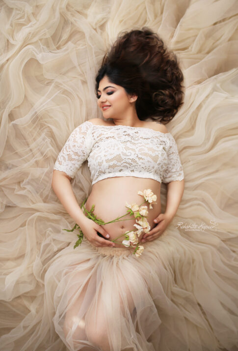 Best Studio Maternity photographer in Delhi NCR Noida Gurgaon | Rakshita Kapoor