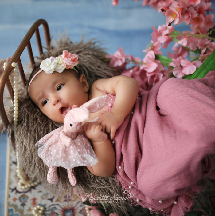 Best baby photographer in Delhi NCR Noida Gurgaon Faridabad by Rakshita Kapoor
