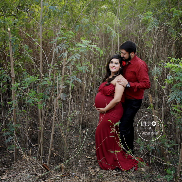 Best Outdoor Maternity photography in Delhi NCR Noida Gurgaon Faridabad by Rakshita Kapoor